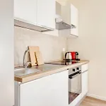 Hostmate - - Doria's Light - Stazione Milaan