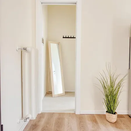 Hostmate - - Doria's Light - Stazione מילאנו