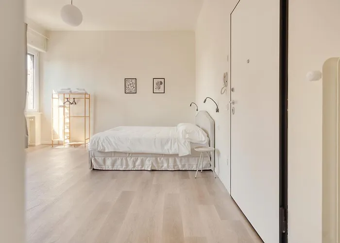 Hostmate - - Doria's Light - Stazione Apartamento *